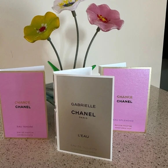 NWT Chanel Fragrance Trio with Pink, Gold, and Purple Accents - Picture 15 of 16